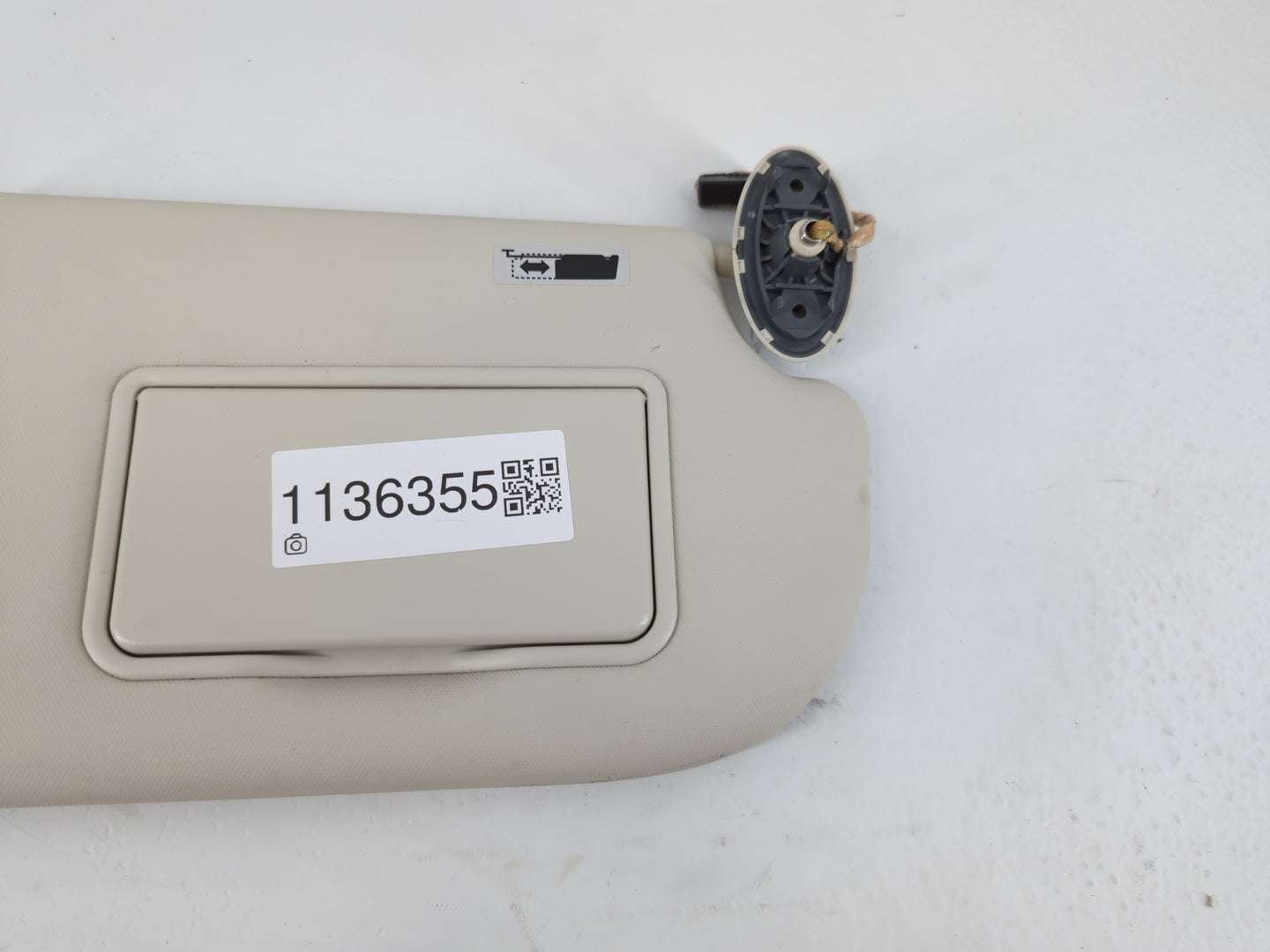 2013-2019 Ford Escape Sun Visor Shade Replacement Passenger Right Mirror Fits Fits 2013 2014 2015 2016 2017 2018 2019 OEM Us