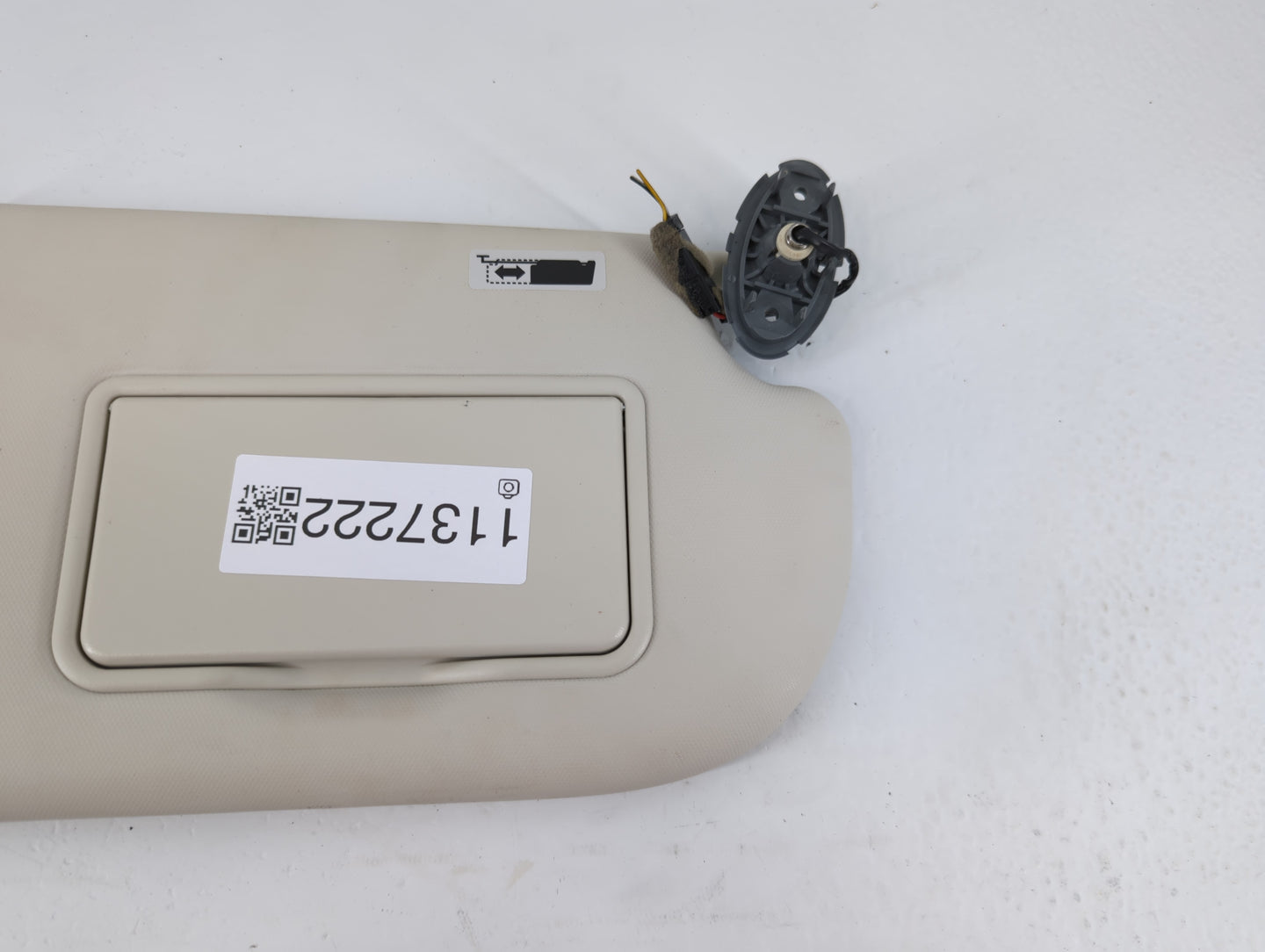 2013-2019 Ford Escape Sun Visor Shade Replacement Passenger Right Mirror Fits Fits 2013 2014 2015 2016 2017 2018 2019 OEM Us