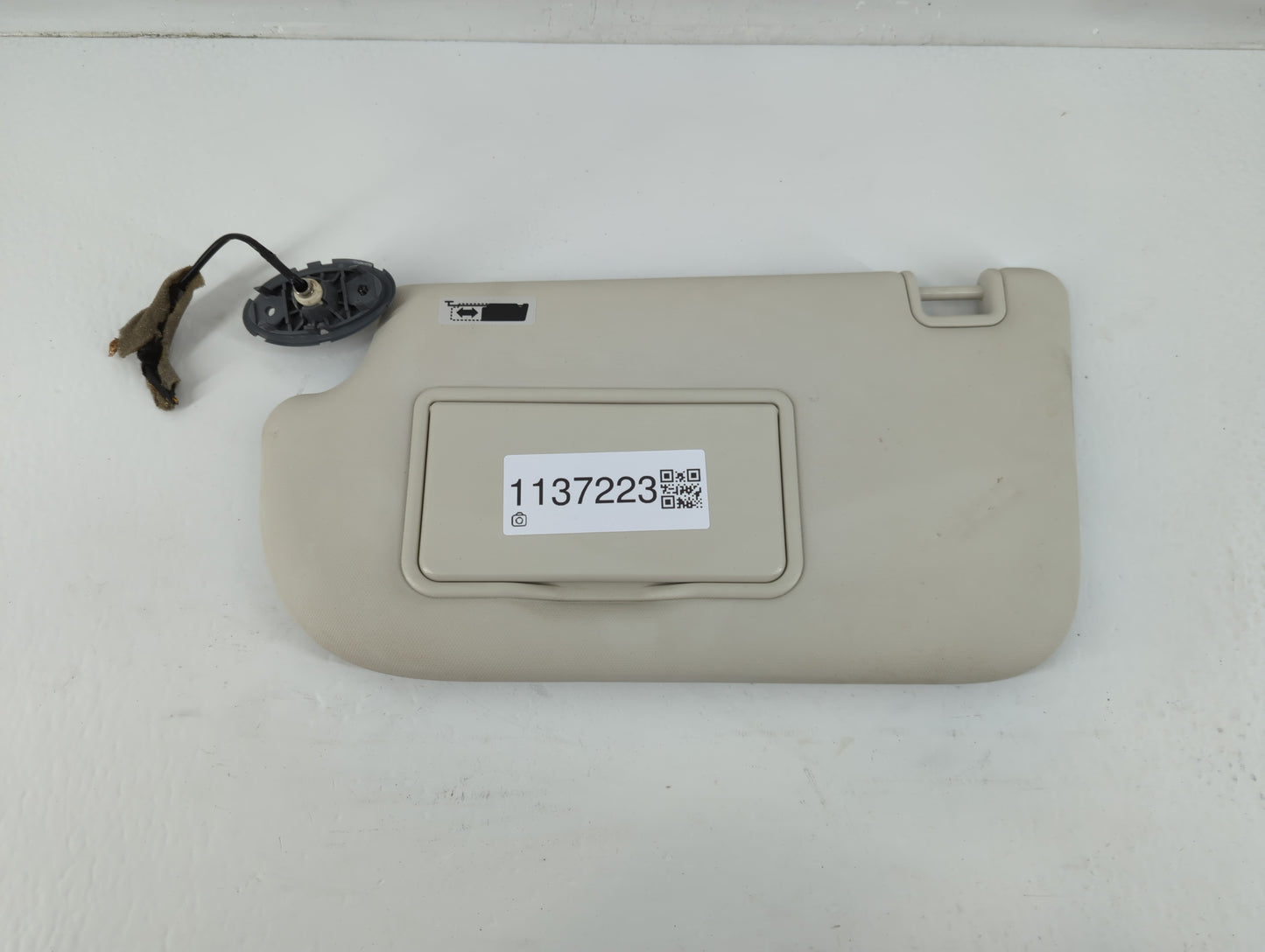 2013-2019 Ford Escape Sun Visor Shade Replacement Driver Left Mirror Fits Fits 2013 2014 2015 2016 2017 2018 2019 OEM Used A