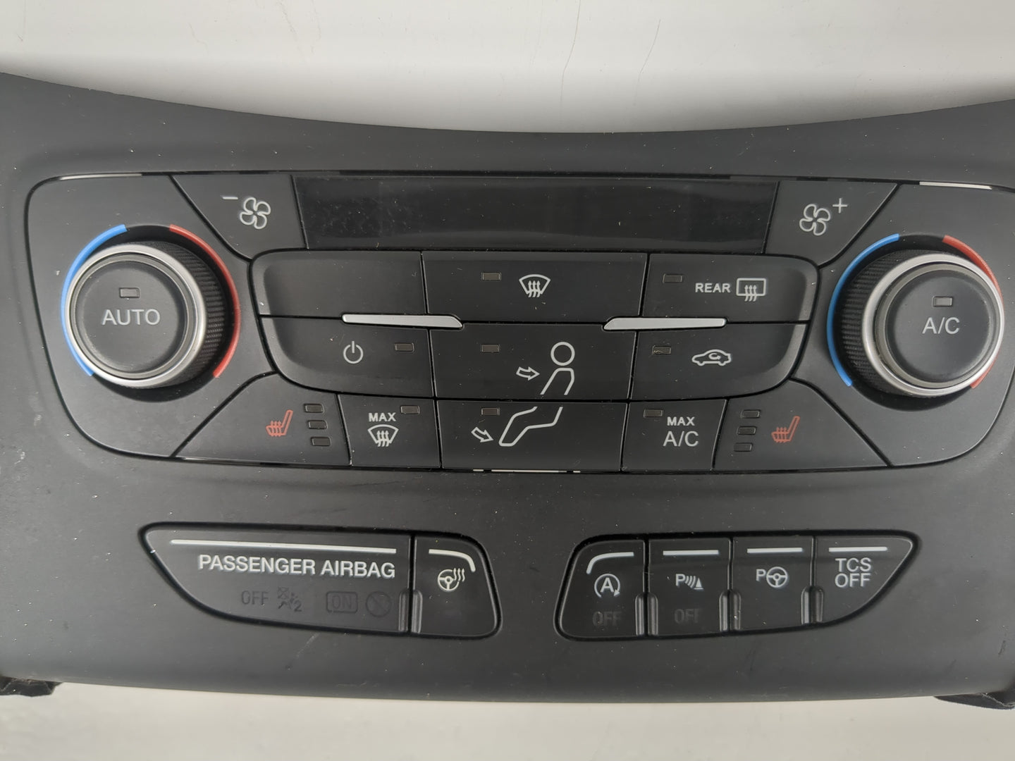 2018-2019 Ford Escape Climate Control Module Temperature AC/Heater Replacement P/N:GJ5T-18C612-CH Fits Fits 2018 2019 OEM Us