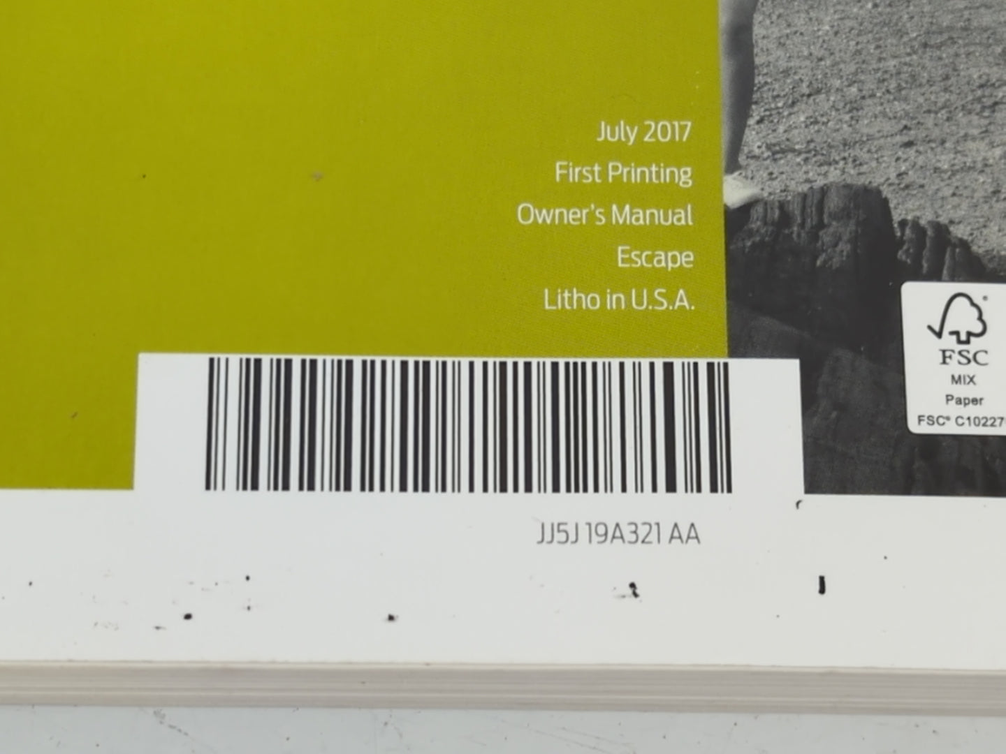 2018 Ford Escape Owners Manual Book Guide P/N:JJ5J 19A321 AA OEM Used Auto Parts - Oemusedautoparts1.com