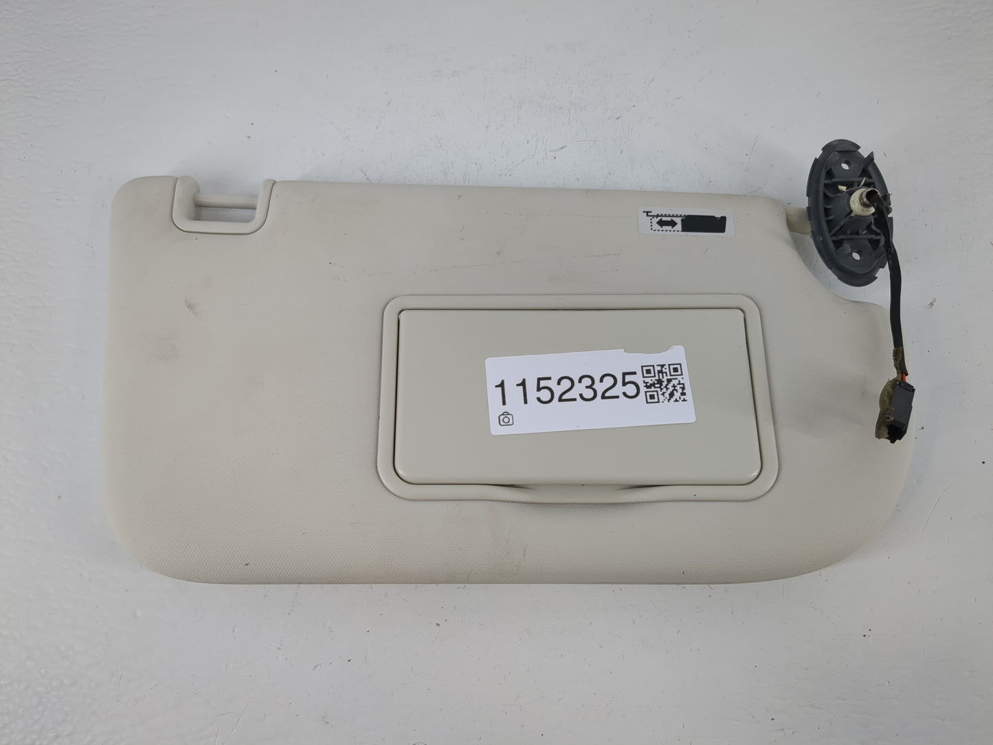 2013-2019 Ford Escape Sun Visor Shade Replacement Passenger Right Mirror Fits Fits 2013 2014 2015 2016 2017 2018 2019 OEM Us