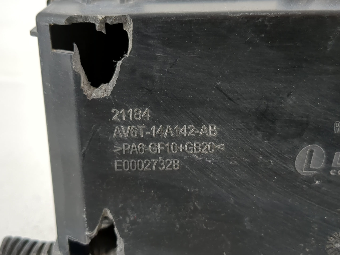 2018 Ford Escape Fusebox Fuse Box Panel Relay Module P/N:AV6T-14A067-AD Fits OEM Used Auto Parts - Oemusedautoparts1.com