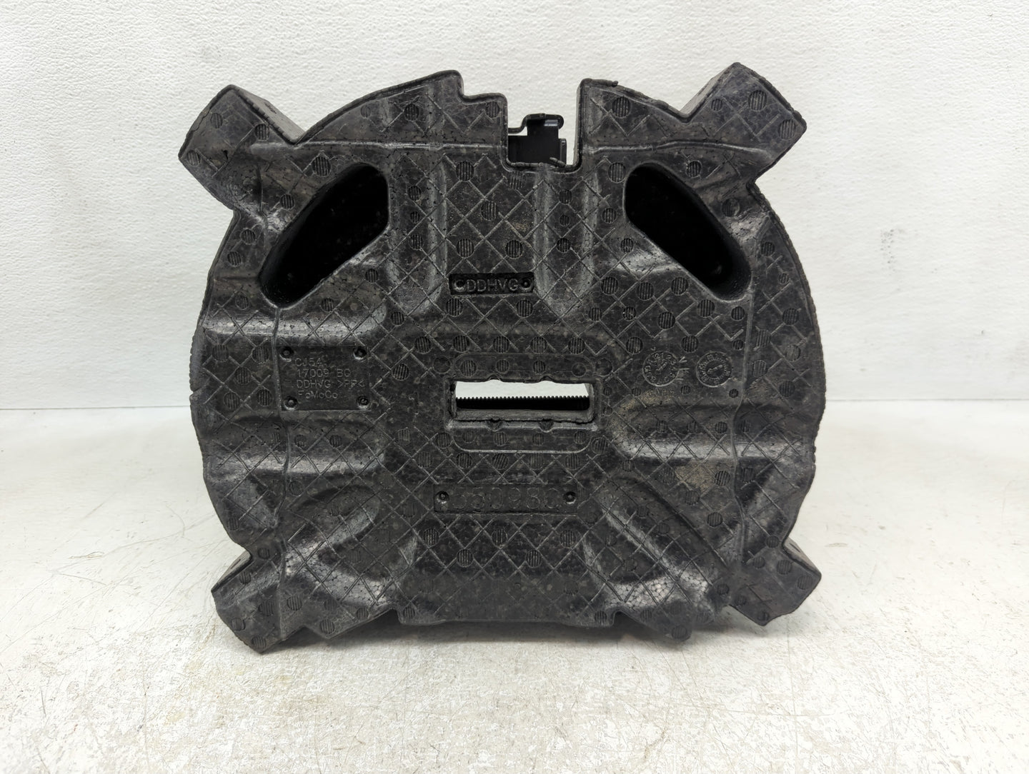 2018 Ford Escape Spare Scissor Car Jack - Oemusedautoparts1.com