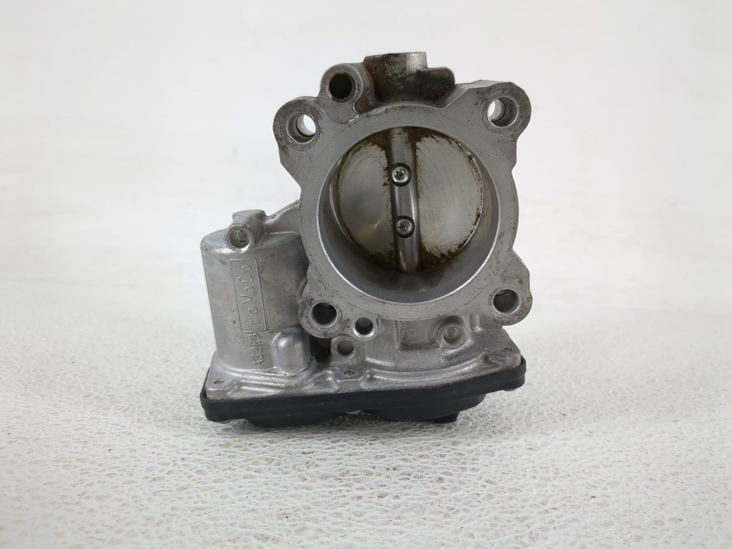 2017-2019 Ford Escape Throttle Body P/N:DS7G-9F991-CA Fits Fits 2014 2015 2016 2017 2018 2019 2020 OEM Used Auto Parts - Oem