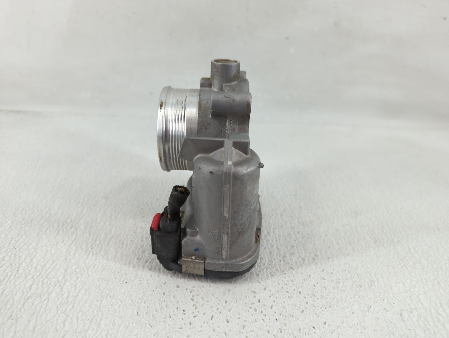 2017-2019 Ford Escape Throttle Body P/N:DS7E-9F991-BB Fits Fits 2014 2015 2016 2017 2018 2019 2020 2021 2022 OEM Used Auto P