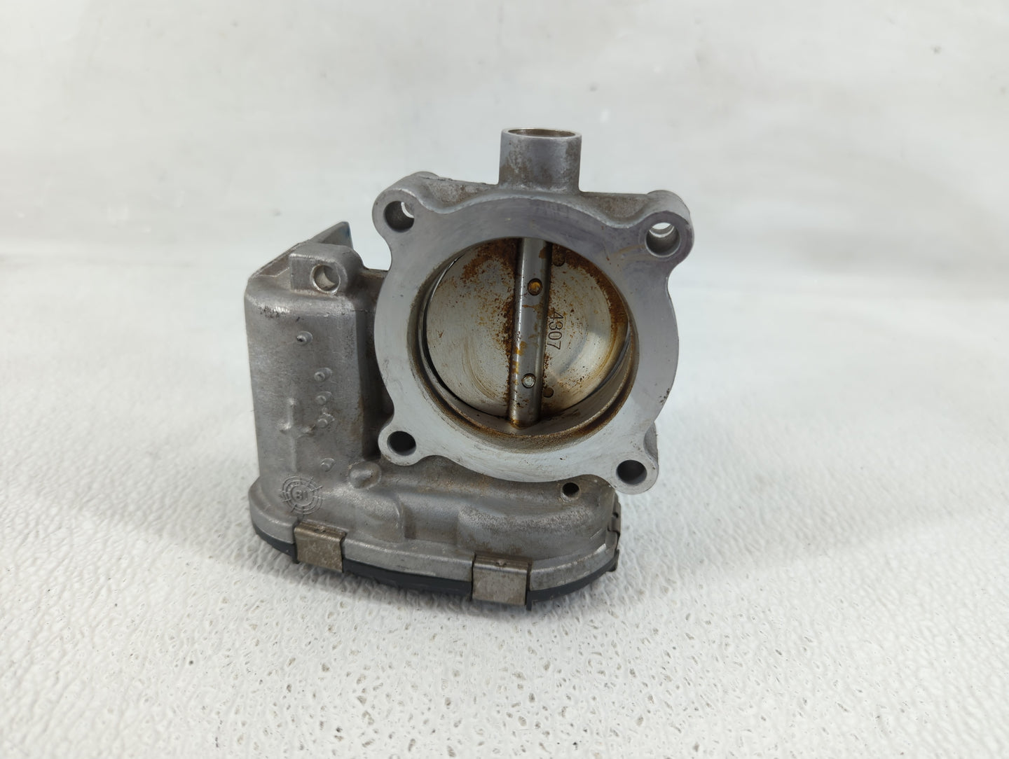 2017-2019 Ford Escape Throttle Body P/N:DS7E-9F991-BB Fits Fits 2014 2015 2016 2017 2018 2019 2020 2021 2022 OEM Used Auto P