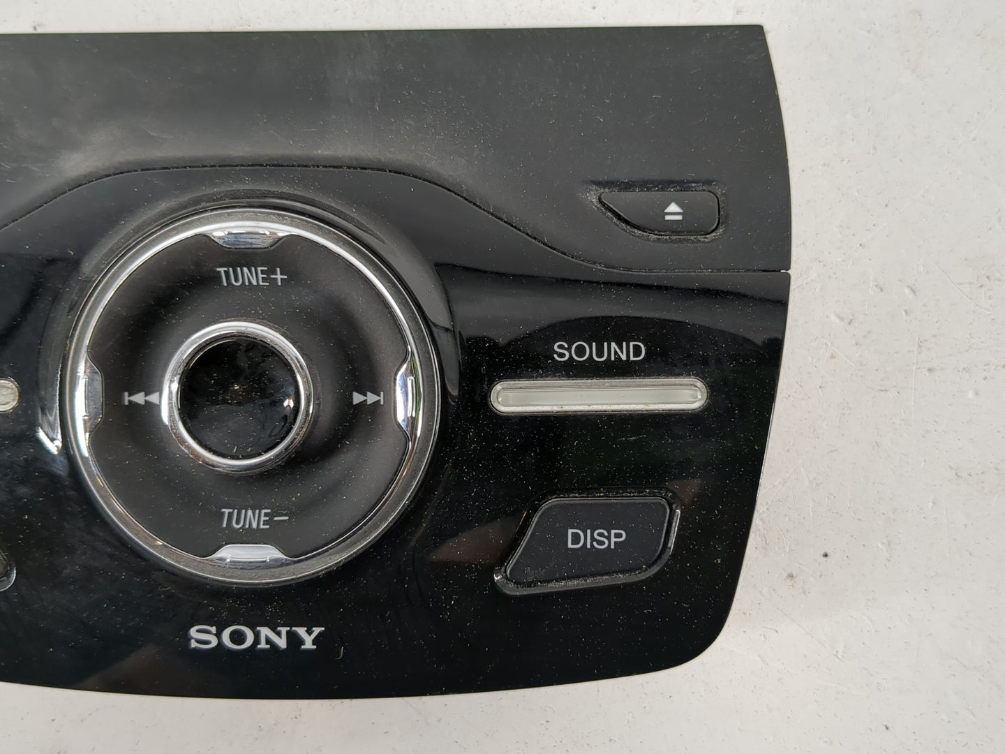 2017-2019 Ford Escape Radio AM FM Cd Player Receiver Replacement P/N:GJ5T-18K811-FB Fits Fits 2017 2018 2019 OEM Used Auto P
