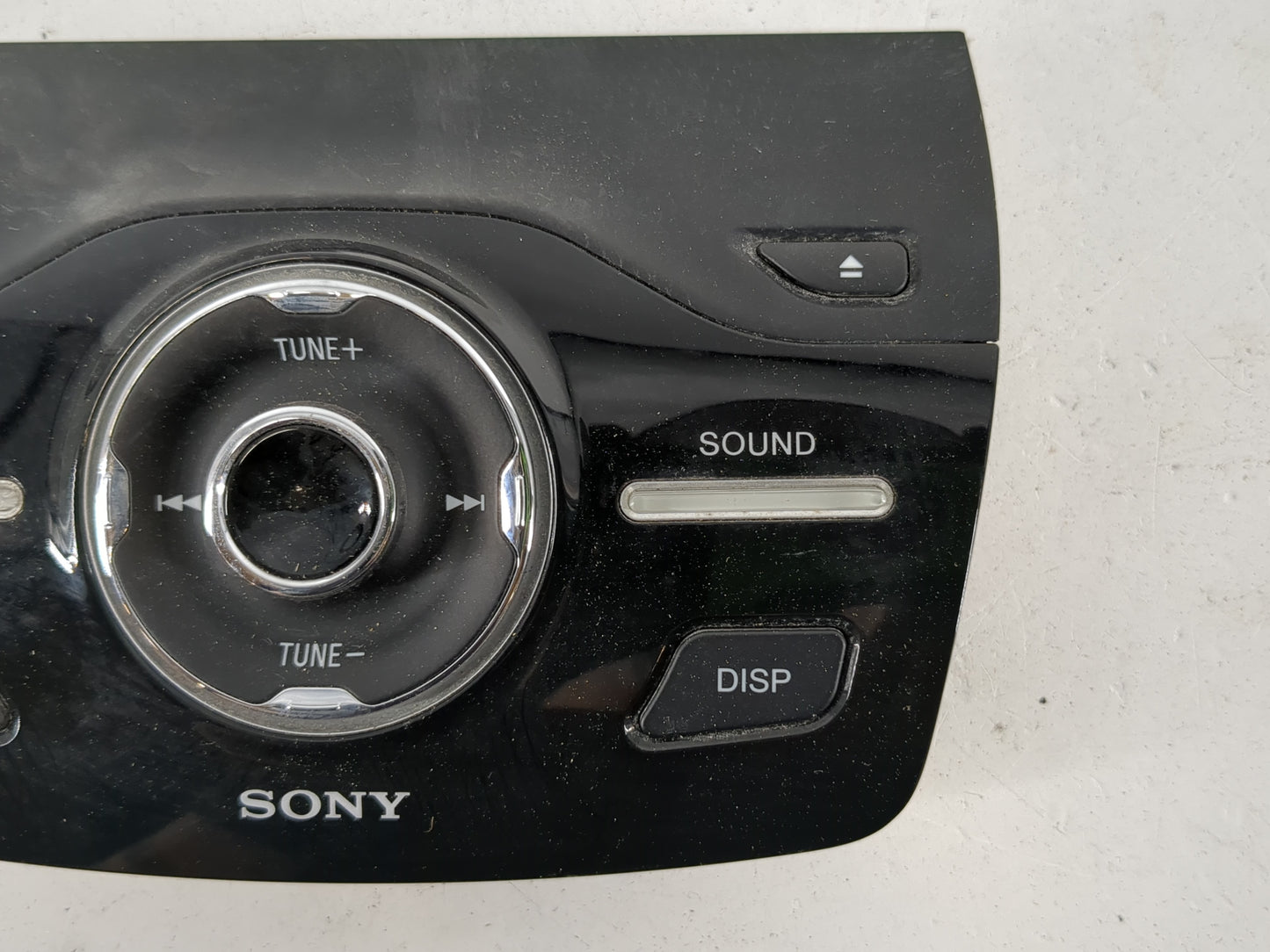 2017-2019 Ford Escape Radio AM FM Cd Player Receiver Replacement P/N:GJ5T-18K811-FB Fits Fits 2017 2018 2019 OEM Used Auto P