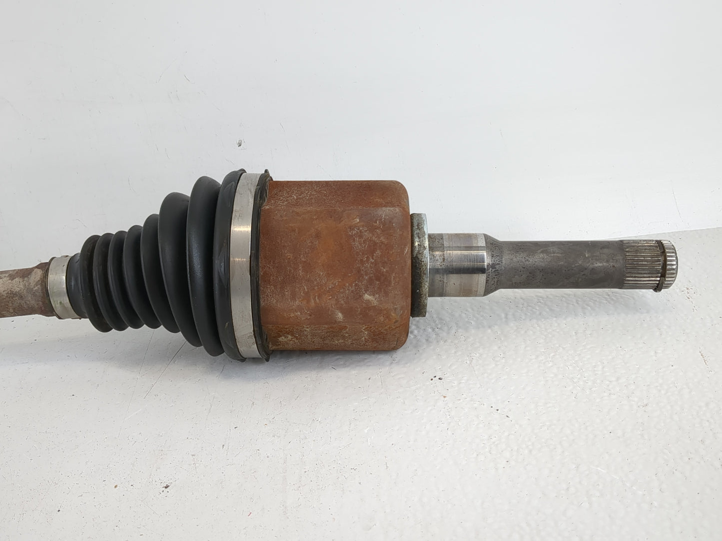 2013-2019 Ford Escape Axle Shaft Front Driver Cv C/v - Oemusedautoparts1.com
