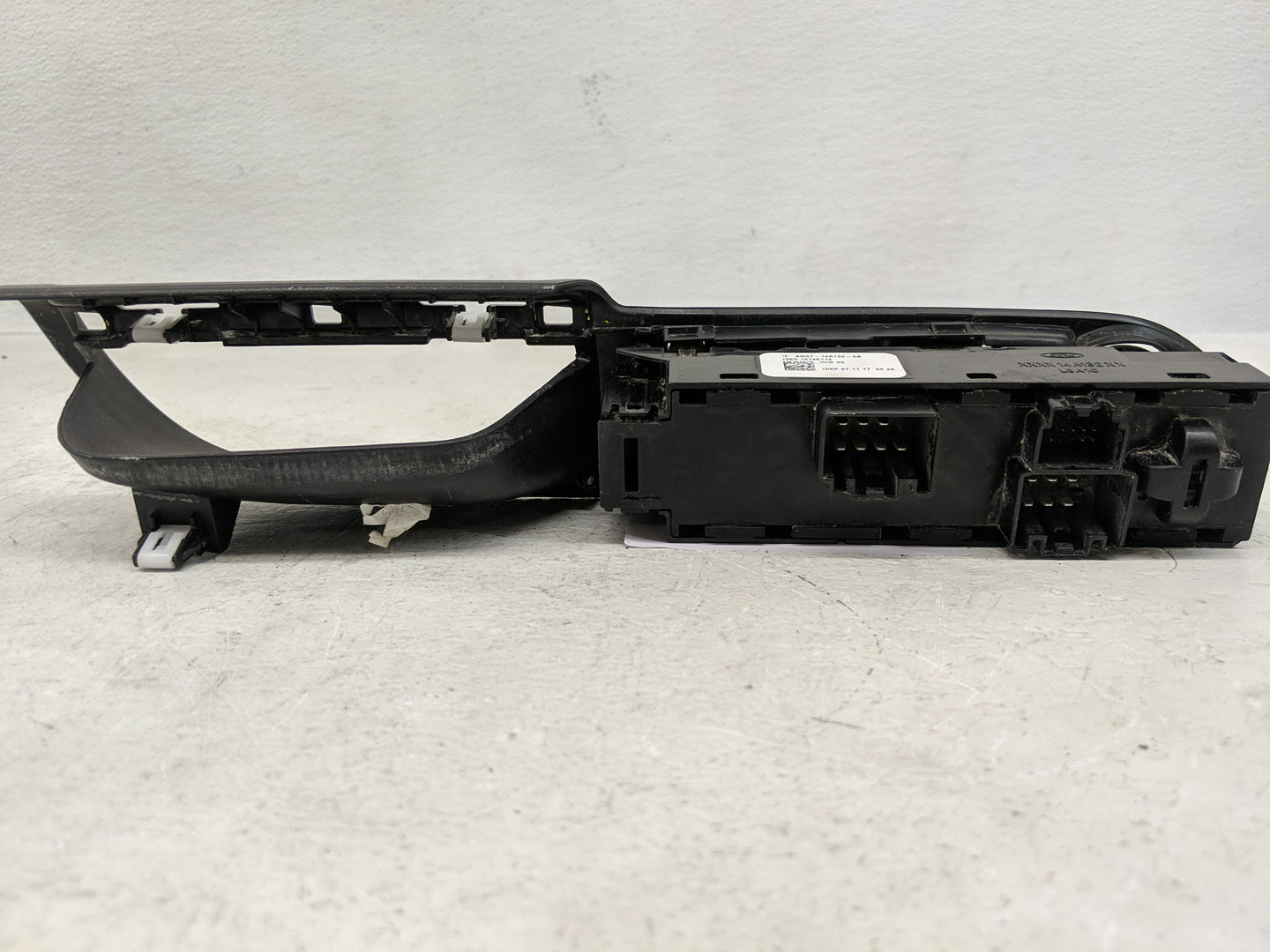 2017-2019 Ford Escape Master Power Window Switch Replacement Driver Side Left P/N:BM5T-14A132-AB Fits OEM Used Auto Parts - 