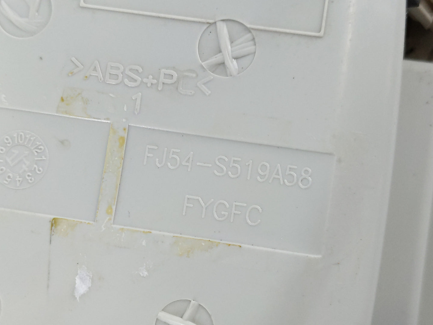 2018 Ford Escape Overhead Roof Console - Oemusedautoparts1.com