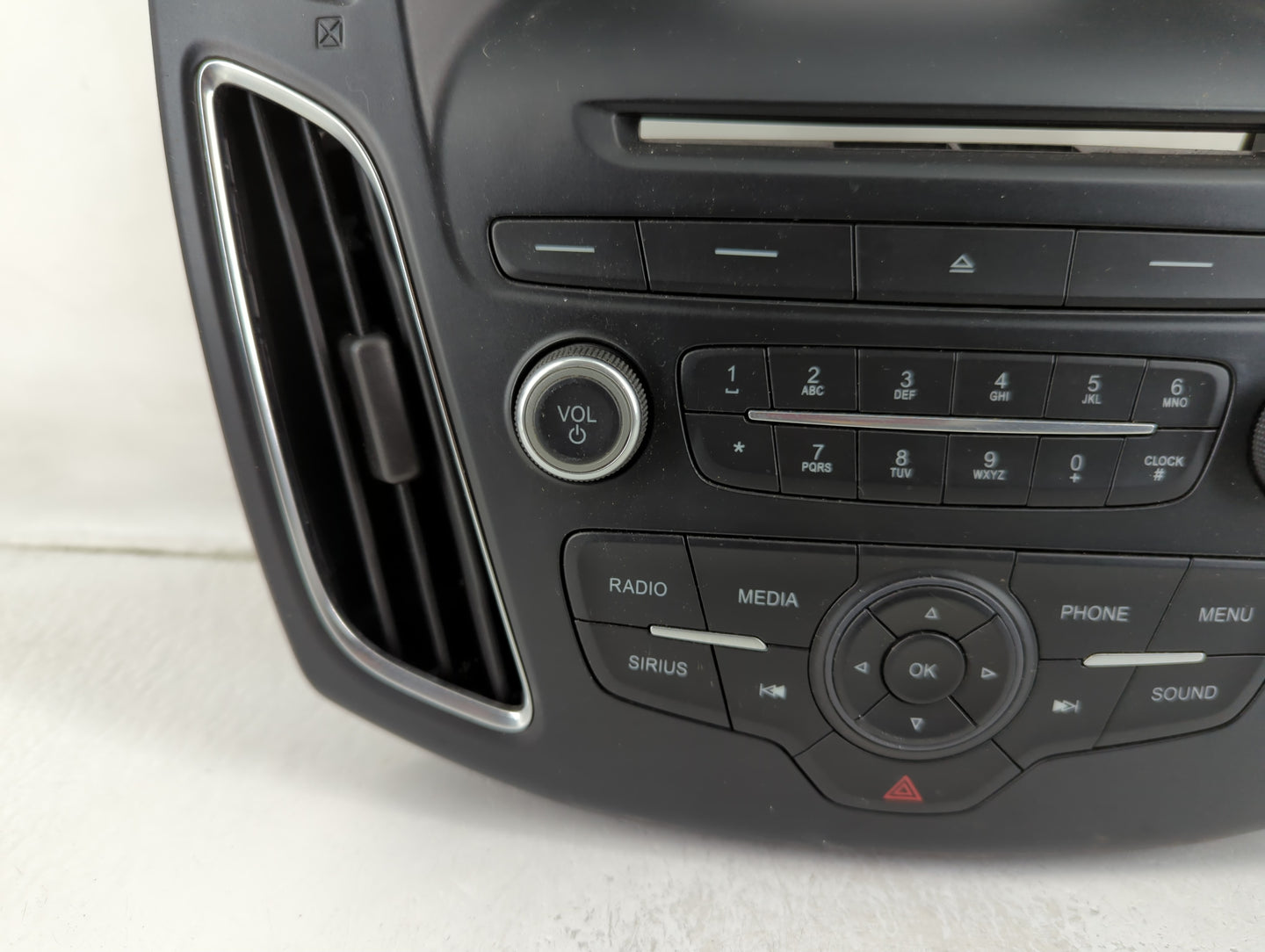 2017-2019 Ford Escape Radio Control Panel - Oemusedautoparts1.com