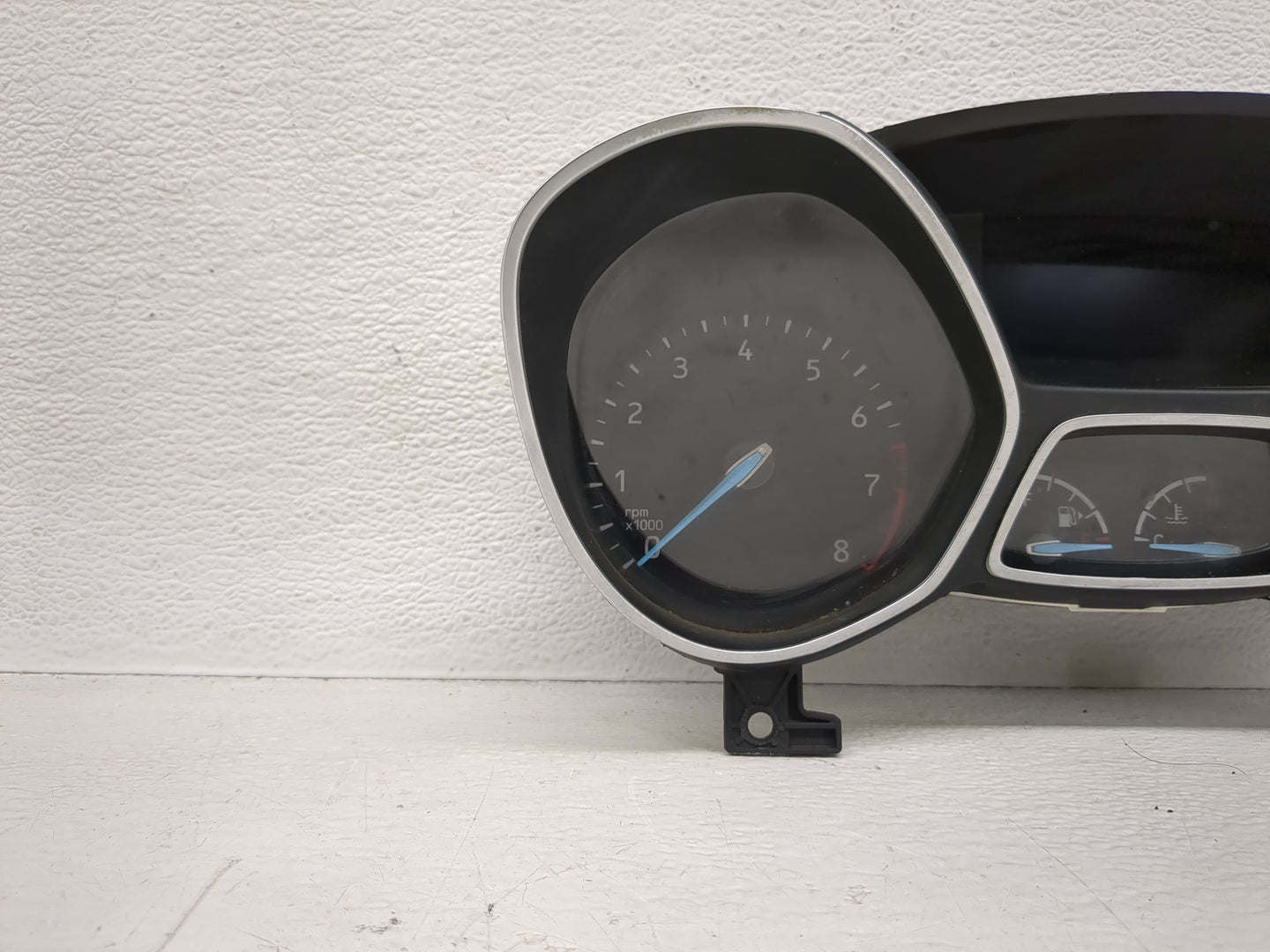2018 Ford Escape Instrument Cluster Speedometer Gauges Fits OEM Used Auto Parts - Oemusedautoparts1.com