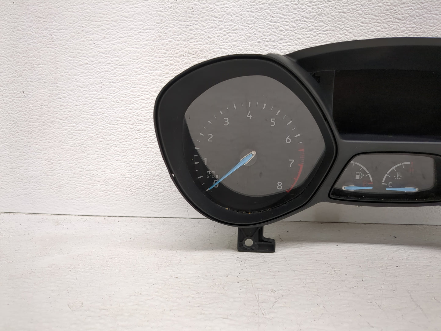 2018 Ford Escape Instrument Cluster Speedometer Gauges P/N:VPCL8F-10894-B Fits OEM Used Auto Parts - Oemusedautoparts1.com