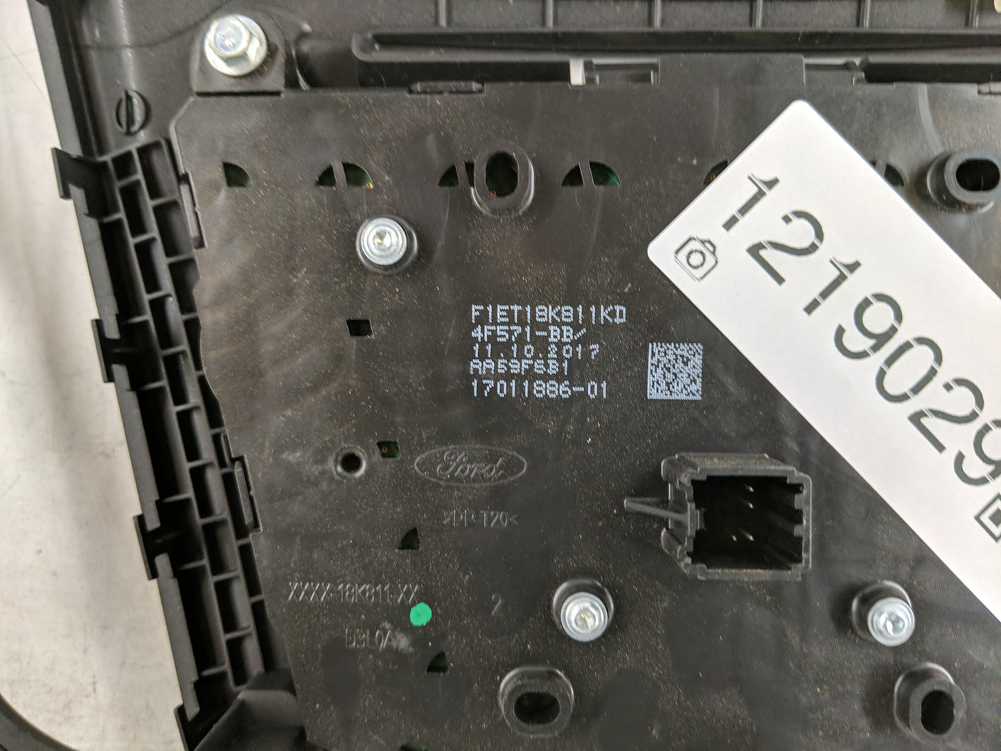 2017-2019 Ford Escape Radio Control Panel - Oemusedautoparts1.com