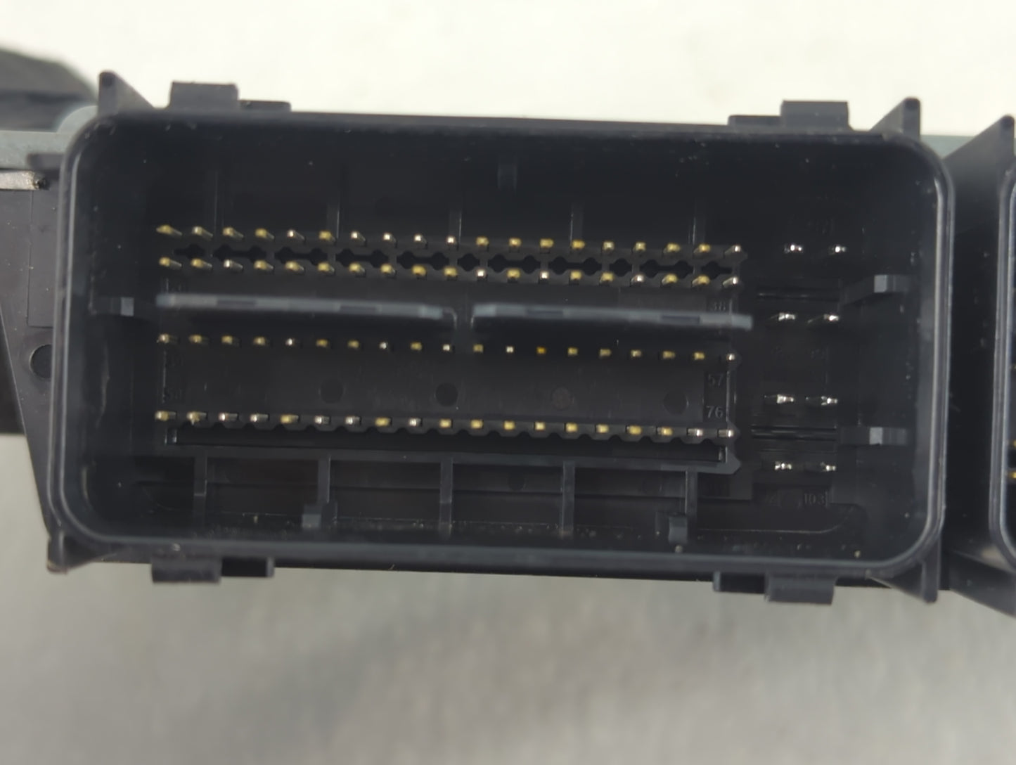 2017-2019 Ford Escape PCM Engine Control Computer ECU ECM PCU OEM P/N:HJ5A-12A650-MA Fits Fits 2017 2018 2019 OEM Used Auto 