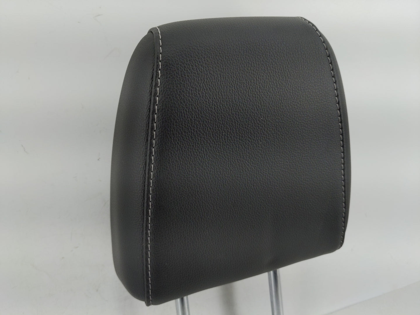 2018 Ford Escape Headrest Head Rest Front Driver Passenger Seat Fits OEM Used Auto Parts - Oemusedautoparts1.com