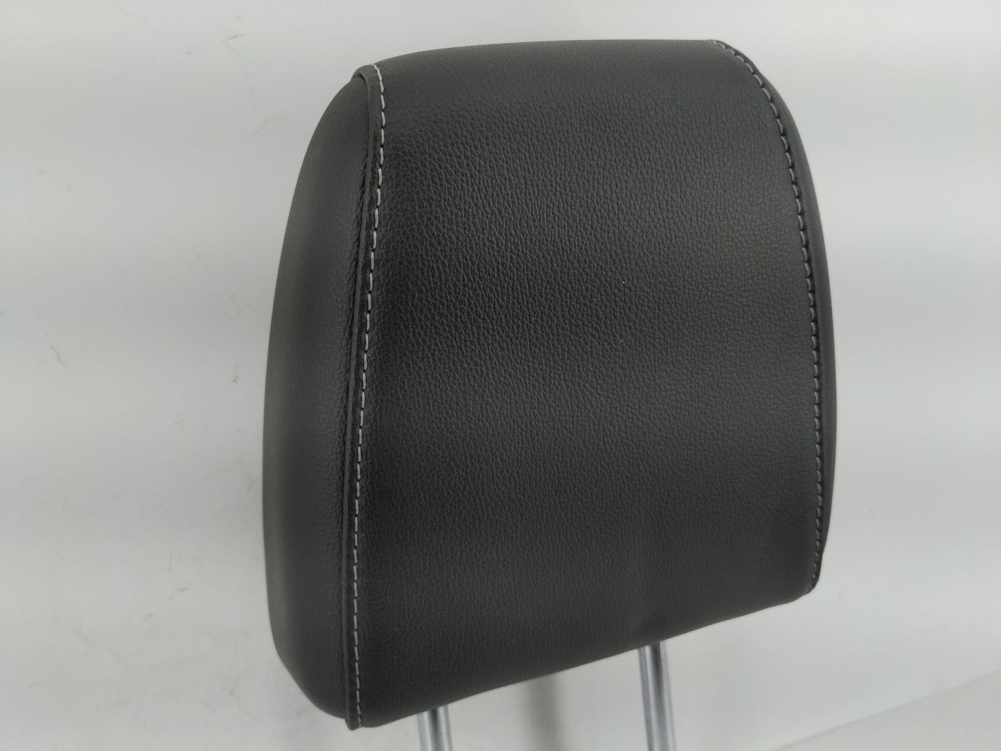 2018 Ford Escape Headrest Head Rest Front Driver Passenger Seat Fits OEM Used Auto Parts - Oemusedautoparts1.com