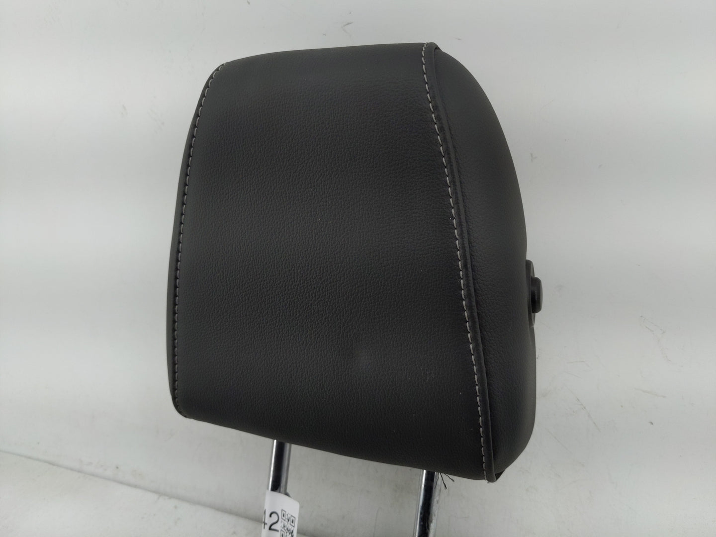 2018 Ford Escape Headrest Head Rest Front Driver Passenger Seat Fits OEM Used Auto Parts - Oemusedautoparts1.com