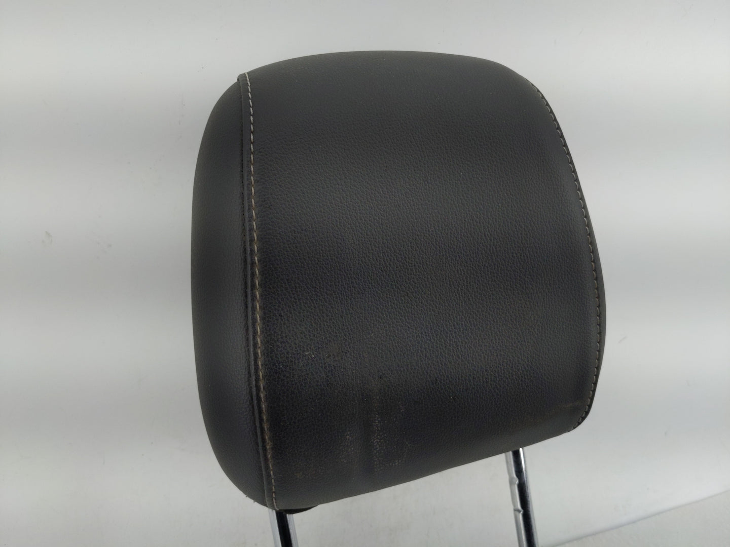 2018 Ford Escape Headrest Head Rest Front Driver Passenger Seat Fits OEM Used Auto Parts - Oemusedautoparts1.com