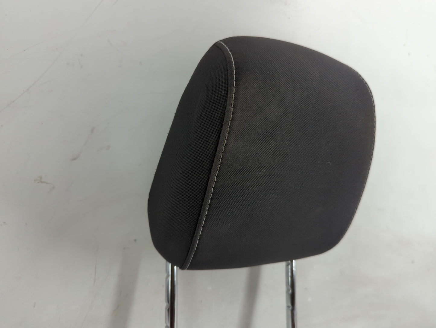 2018 Ford Escape Headrest Head Rest Front Driver Passenger Seat Fits OEM Used Auto Parts - Oemusedautoparts1.com