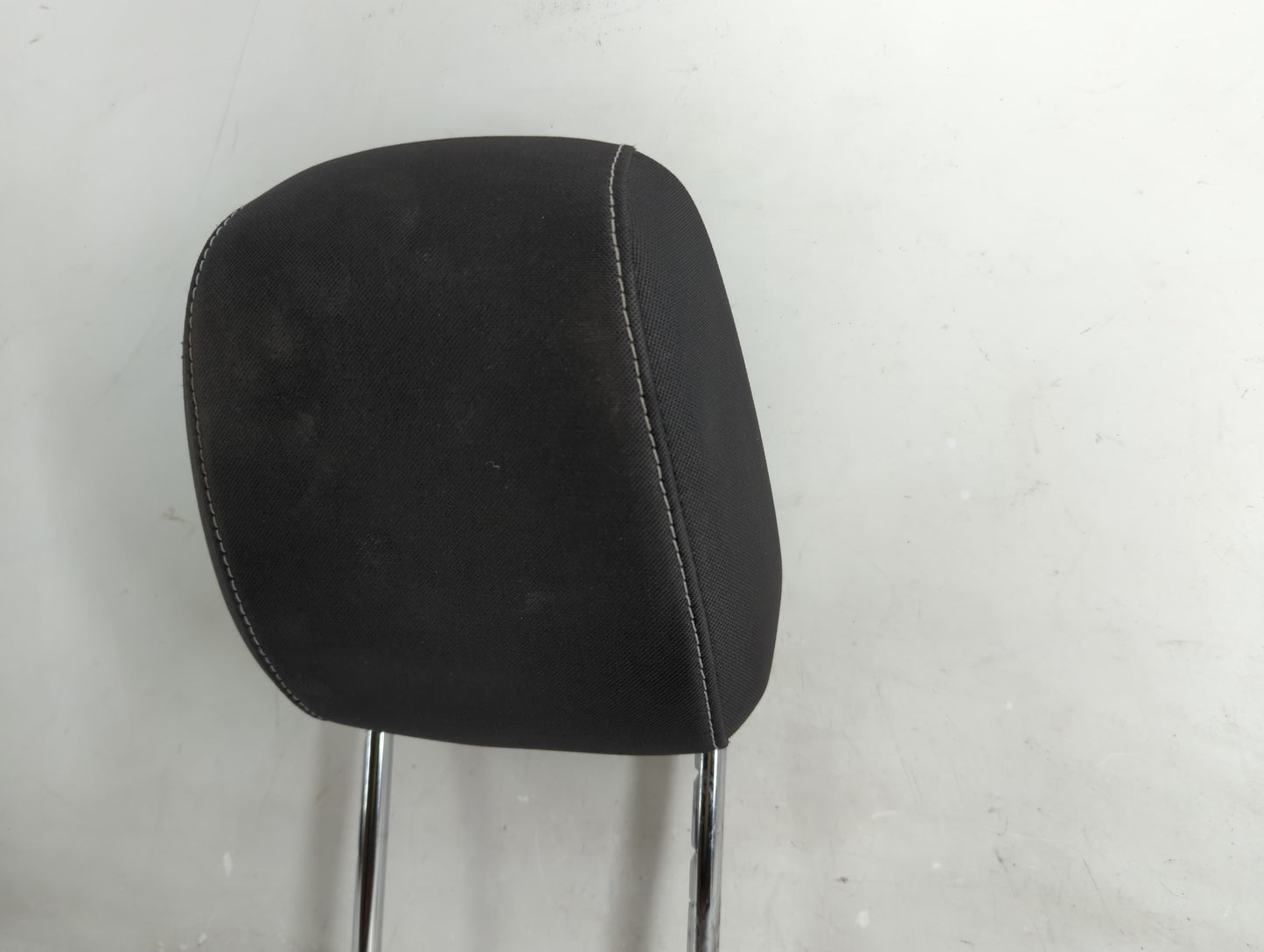 2018 Ford Escape Headrest Head Rest Front Driver Passenger Seat Fits OEM Used Auto Parts - Oemusedautoparts1.com