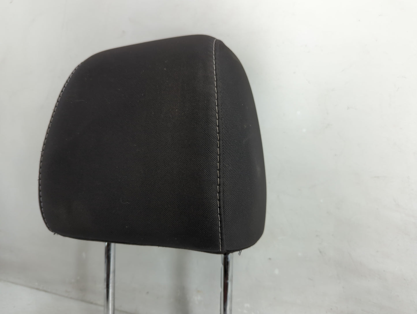 2018 Ford Escape Headrest Head Rest Front Driver Passenger Seat Fits OEM Used Auto Parts - Oemusedautoparts1.com