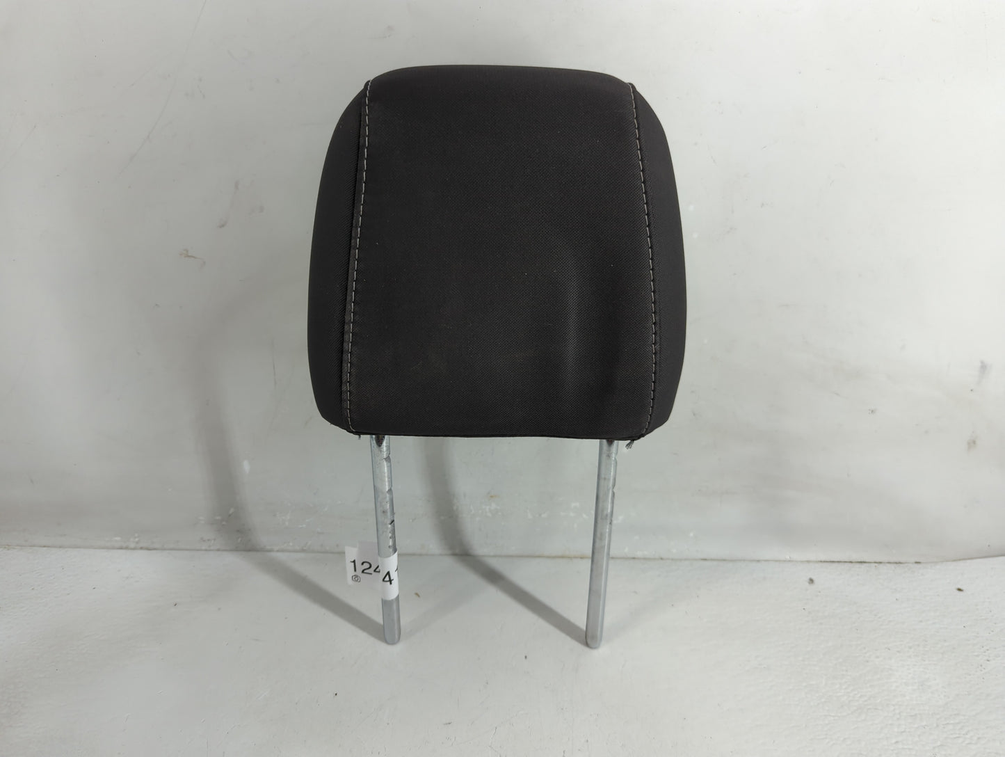 2018 Ford Escape Headrest Head Rest Front Driver Passenger Seat Fits OEM Used Auto Parts - Oemusedautoparts1.com