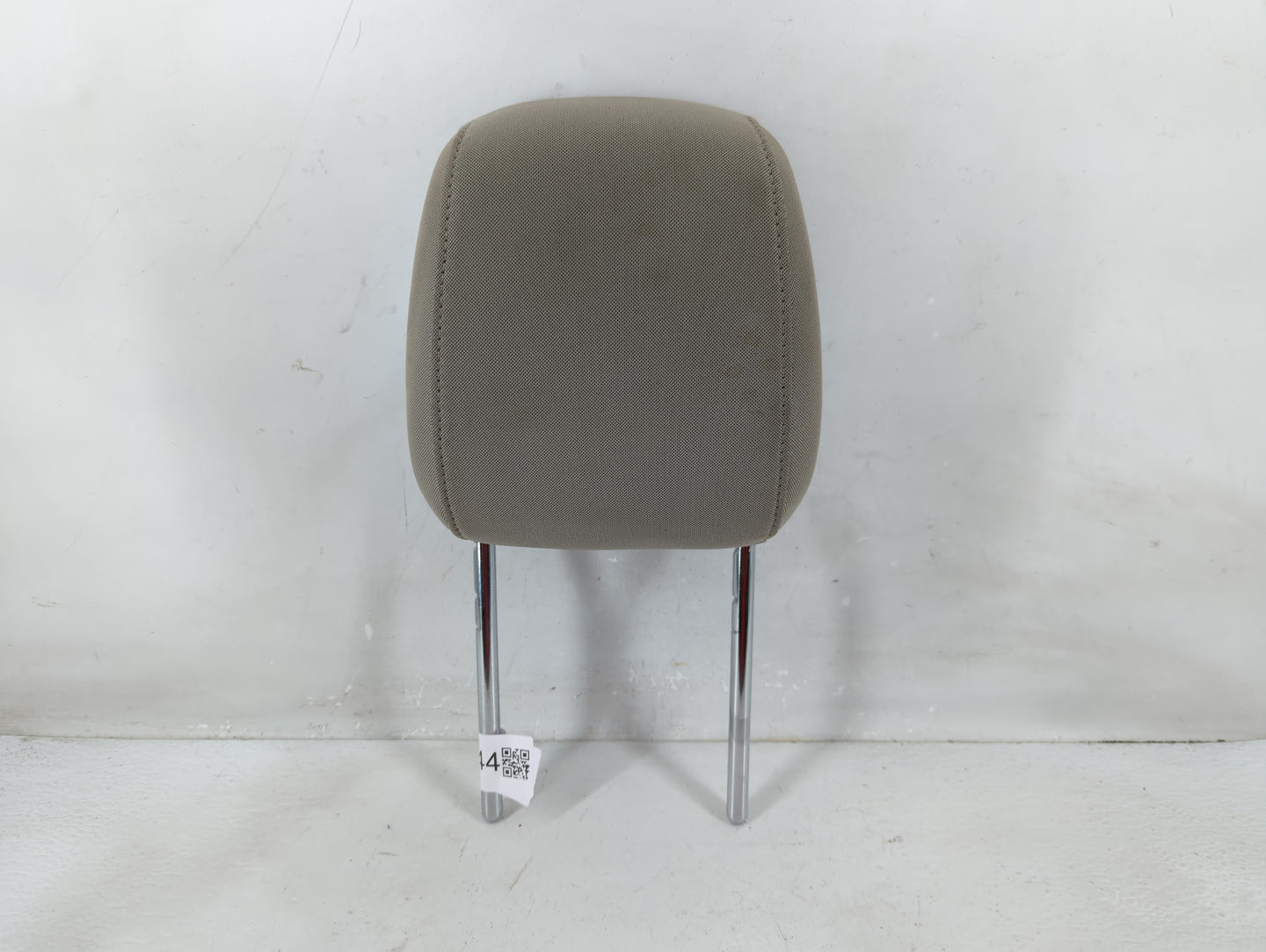 2018 Ford Escape Headrest Head Rest Front Driver Passenger Seat - Oemusedautoparts1.com