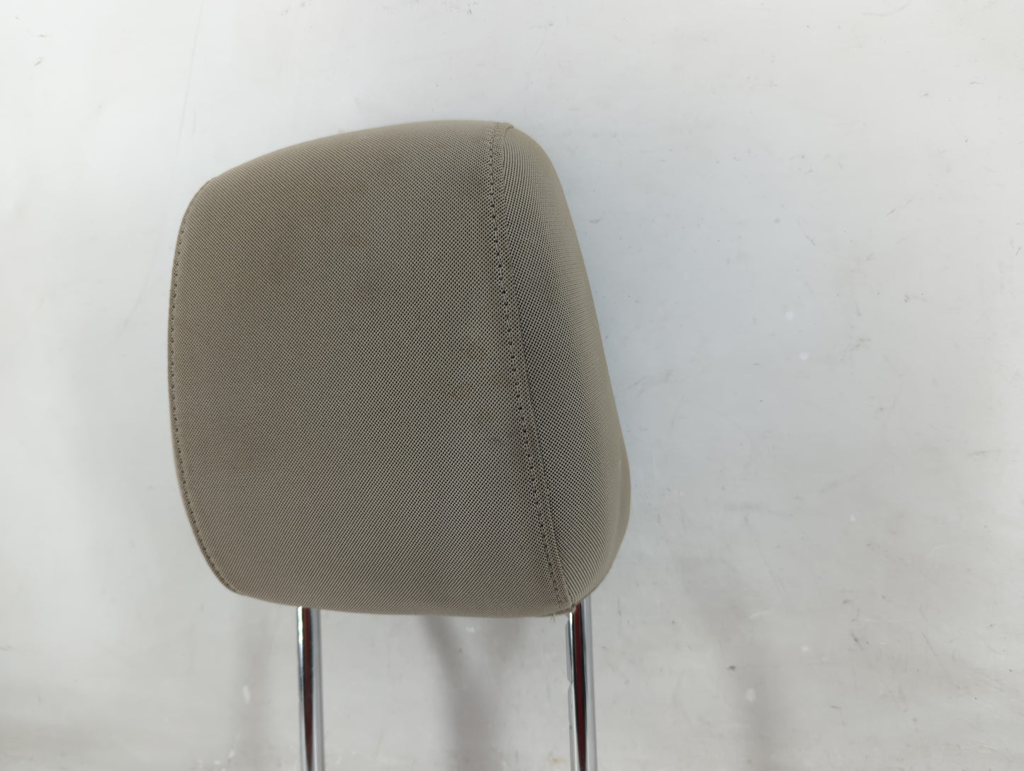 2018 Ford Escape Headrest Head Rest Front Driver Passenger Seat - Oemusedautoparts1.com