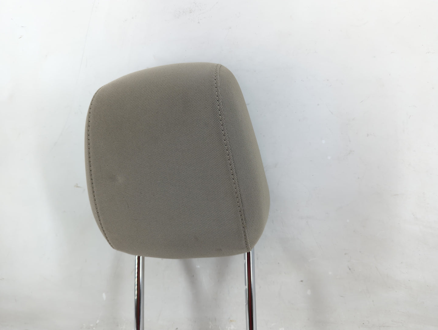 2018 Ford Escape Headrest Head Rest Front Driver Passenger Seat Fits OEM Used Auto Parts - Oemusedautoparts1.com