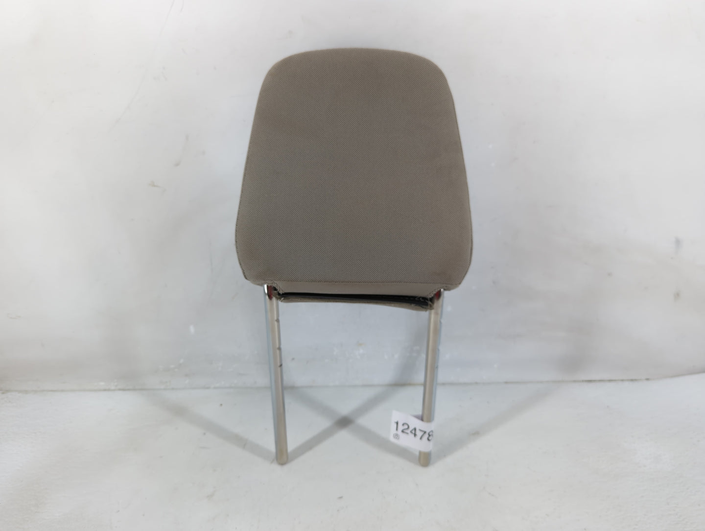 2018 Ford Escape Headrest Head Rest Front Driver Passenger Seat Fits OEM Used Auto Parts - Oemusedautoparts1.com