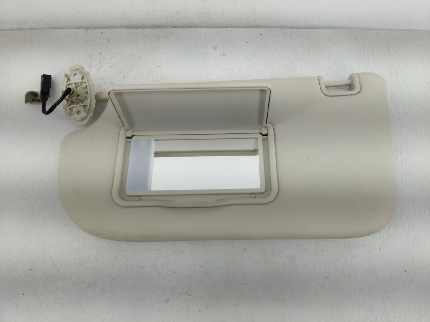 2013-2019 Ford Escape Sun Visor Shade Replacement Driver Left Mirror Fits Fits 2013 2014 2015 2016 2017 2018 2019 OEM Used A