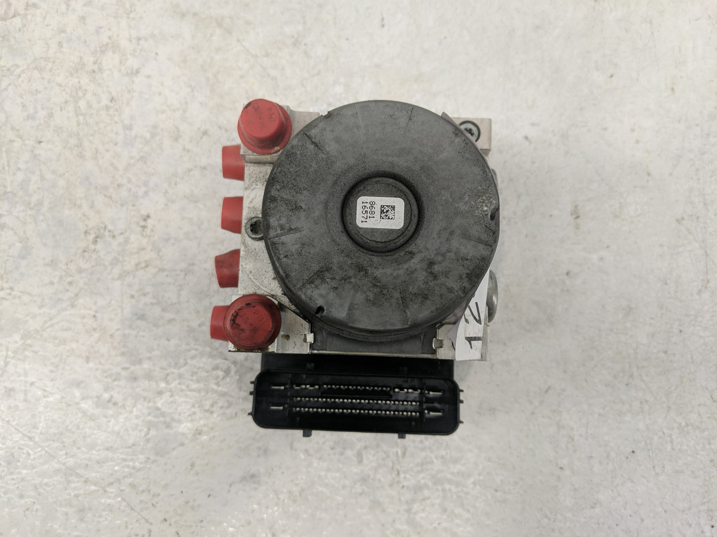 2017-2019 Ford Escape ABS Pump Control Module Replacement P/N:GV61-2C219-DJ Fits Fits 2017 2018 2019 OEM Used Auto Parts - O