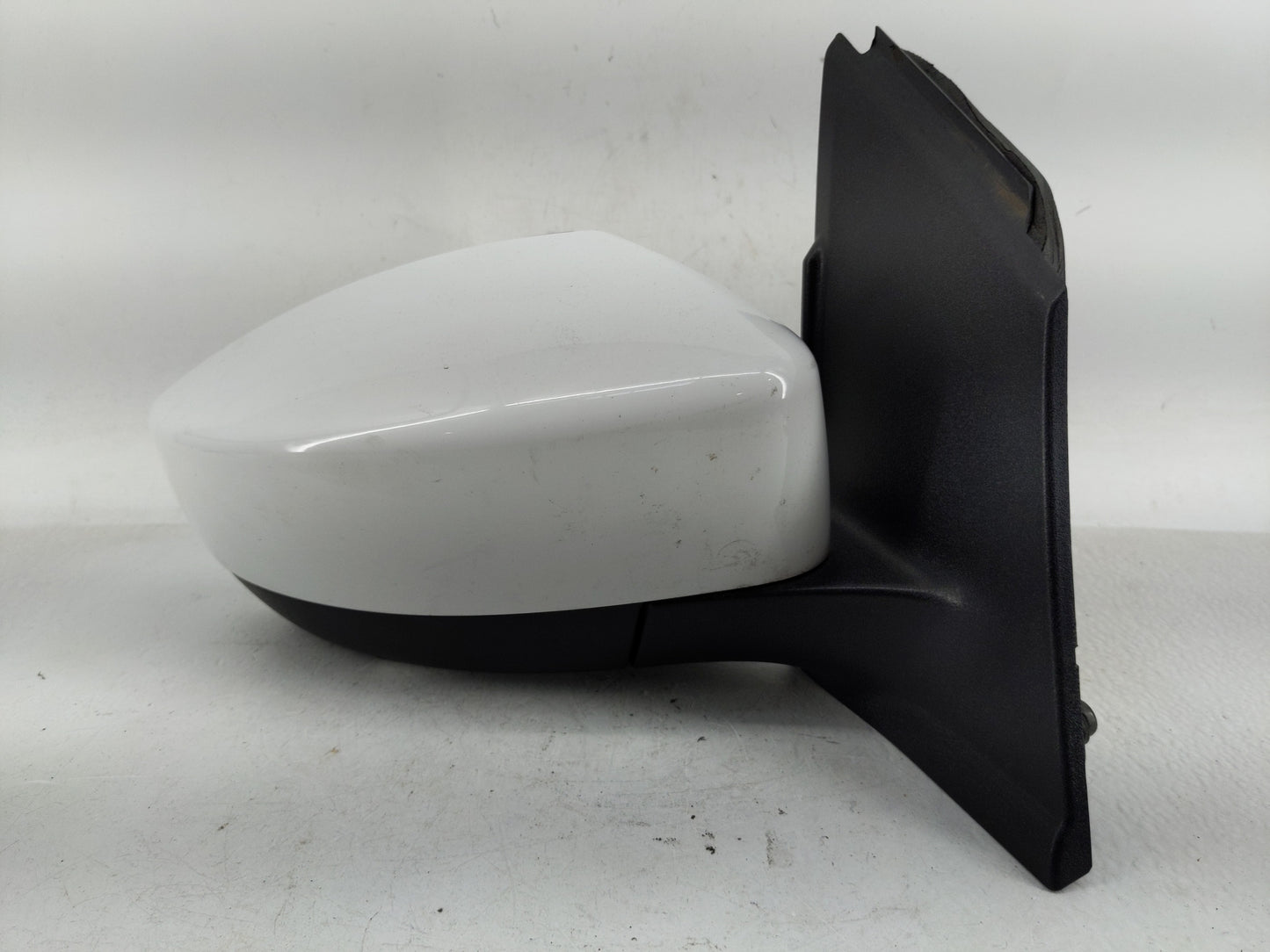 2017-2019 Ford Escape Passenger Side View Mirror - Right Door Mirror OEM Used - Oemusedautoparts1.com