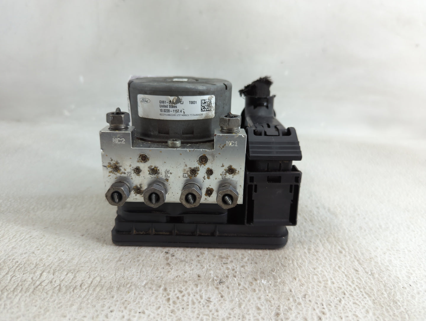 2017-2019 Ford Escape ABS Pump Control Module Replacement P/N:GV61-2C219-DJ Fits Fits 2017 2018 2019 OEM Used Auto Parts - O