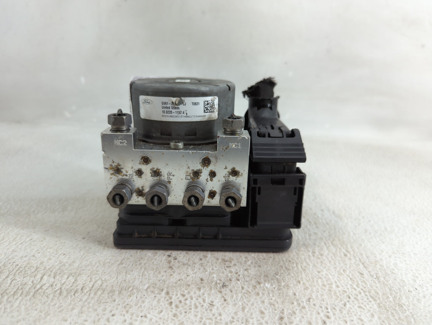 2017-2019 Ford Escape ABS Pump Control Module Replacement P/N:GV61-2C219-DJ Fits Fits 2017 2018 2019 OEM Used Auto Parts - O