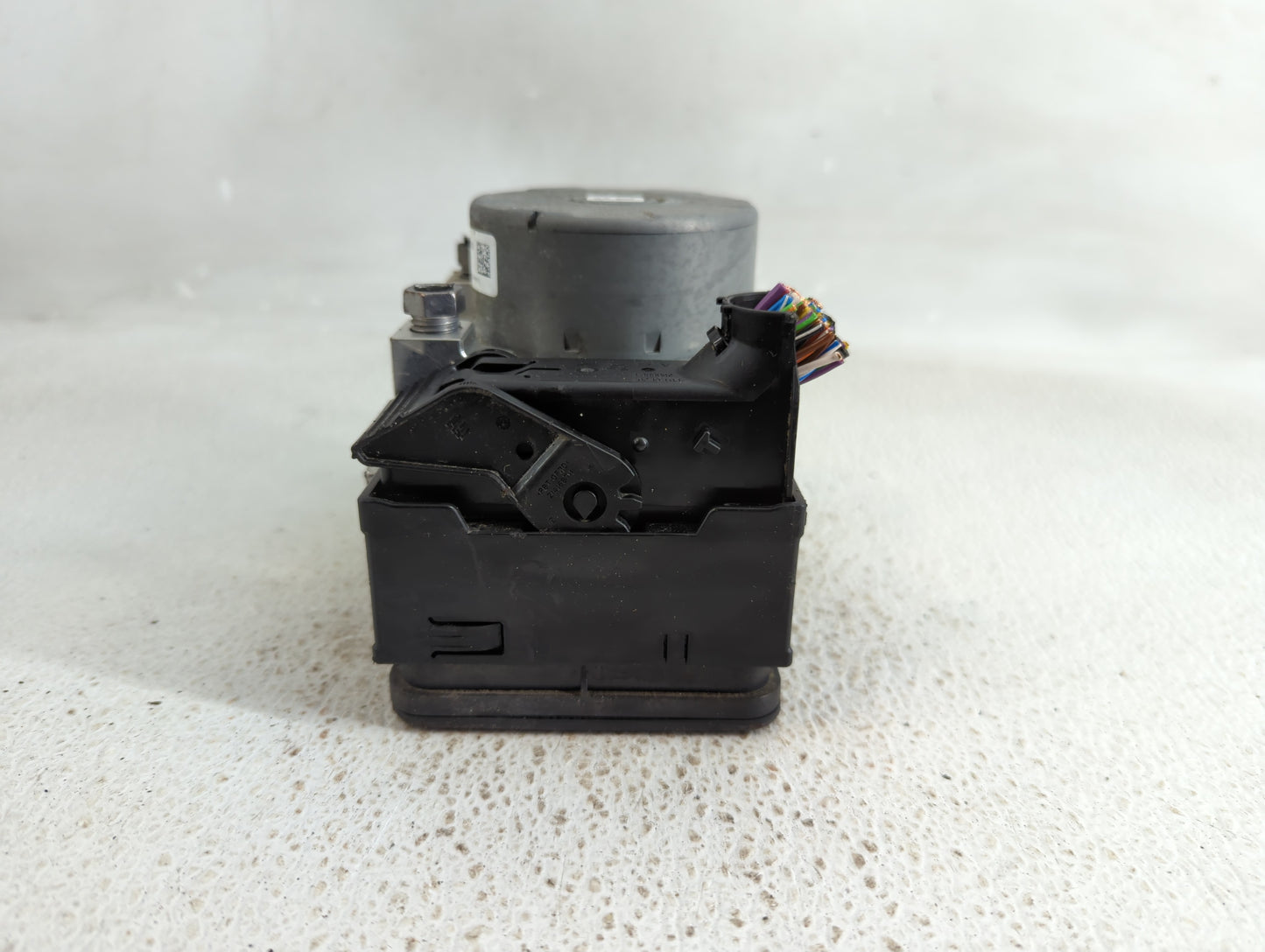 2017-2019 Ford Escape ABS Pump Control Module Replacement P/N:GV61-2C405-CJ Fits Fits 2017 2018 2019 OEM Used Auto Parts - O