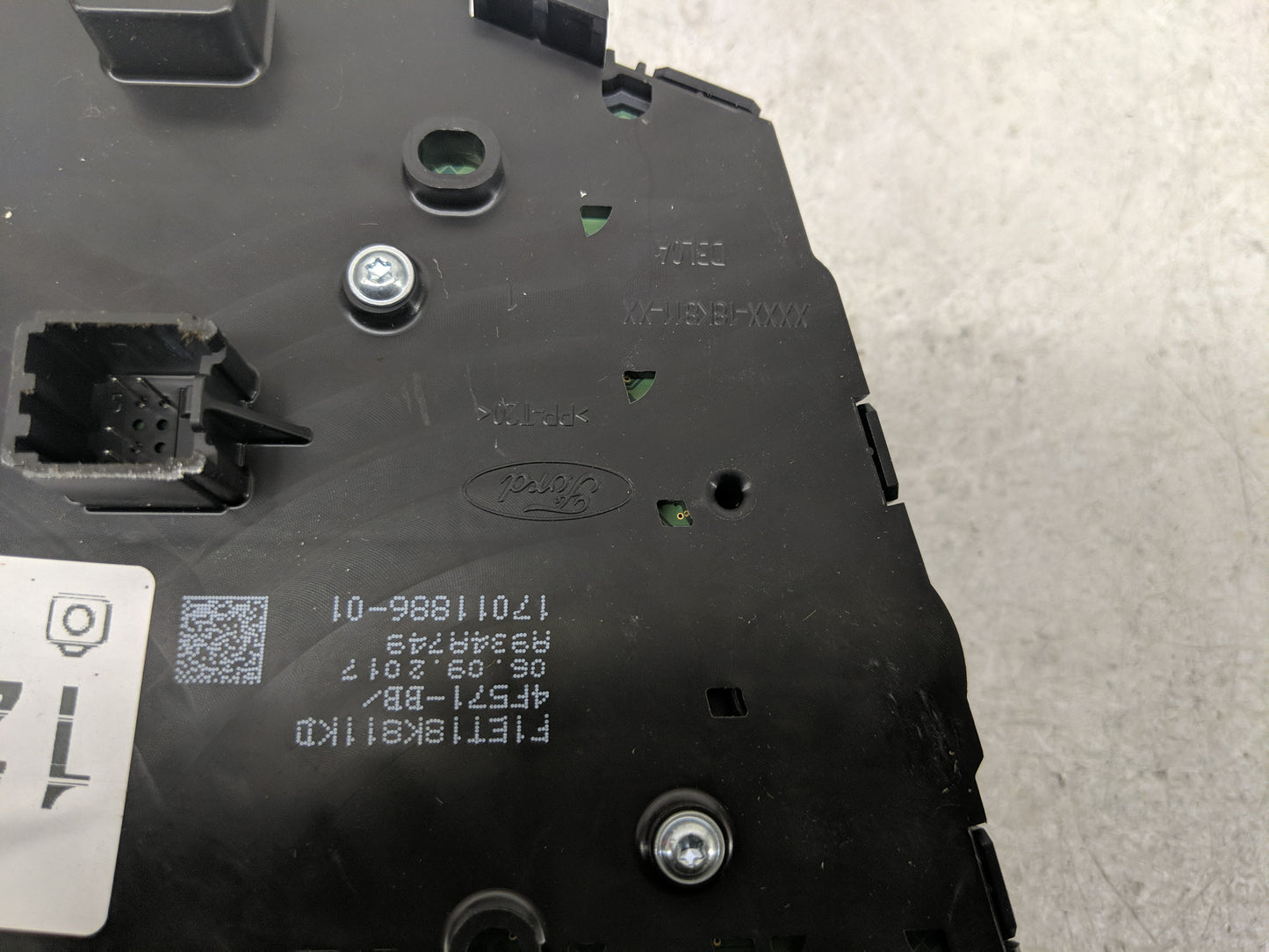 2017-2019 Ford Escape Radio AM FM Cd Player Receiver Replacement P/N:F1ET18K811KD Fits Fits 2015 2016 2017 2018 2019 OEM Use