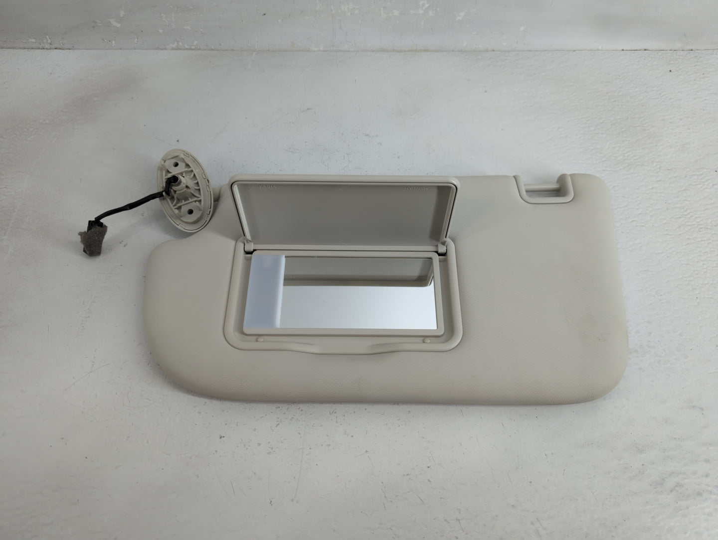 2013-2019 Ford Escape Sun Visor Shade Replacement Driver Left Mirror Fits Fits 2013 2014 2015 2016 2017 2018 2019 OEM Used A