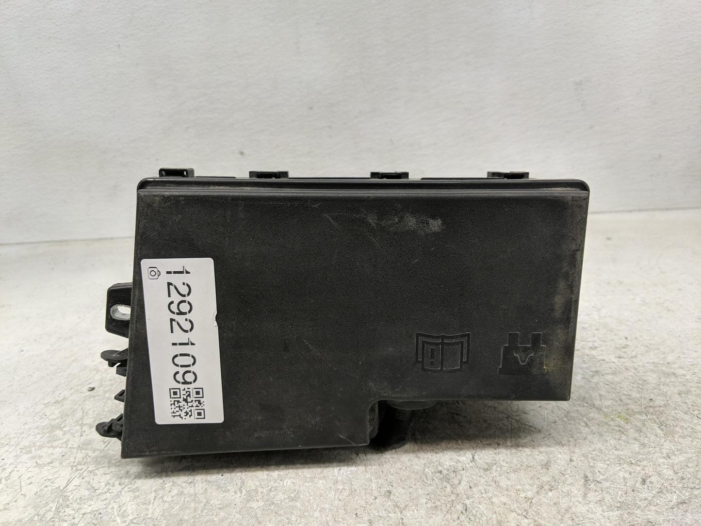 2018 Ford Escape Fusebox Fuse Box Panel Relay Module P/N:AV6T-14A067-AD E02345500 Fits OEM Used Auto Parts - Oemusedautopart
