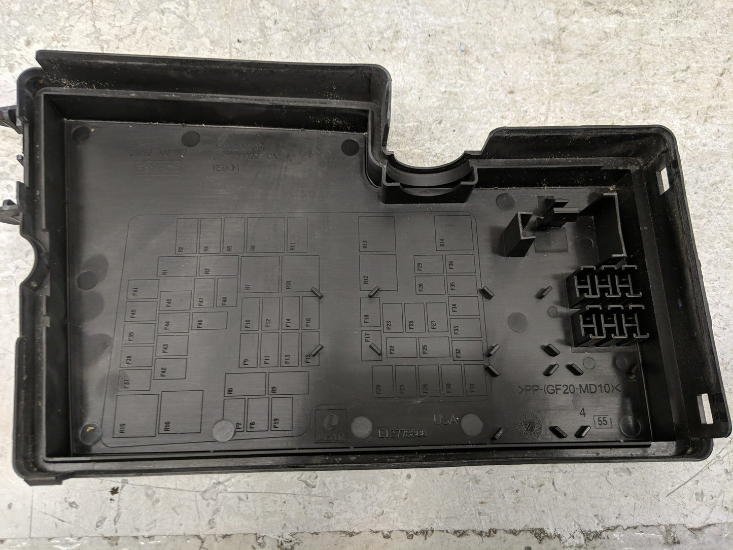 2018 Ford Escape Fusebox Fuse Box Panel Relay Module P/N:AV6T-14A067-AD E02345500 Fits OEM Used Auto Parts - Oemusedautopart