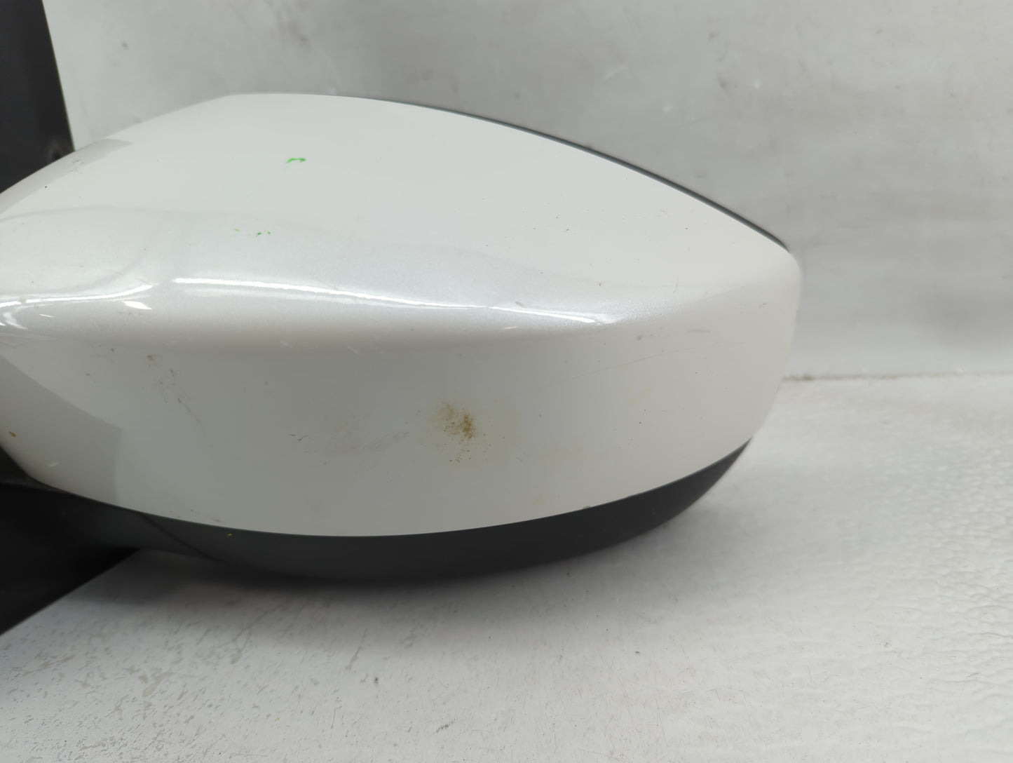 2017-2019 Ford Escape Driver Side View Mirror - Left Door Mirror OEM Used - Oemusedautoparts1.com