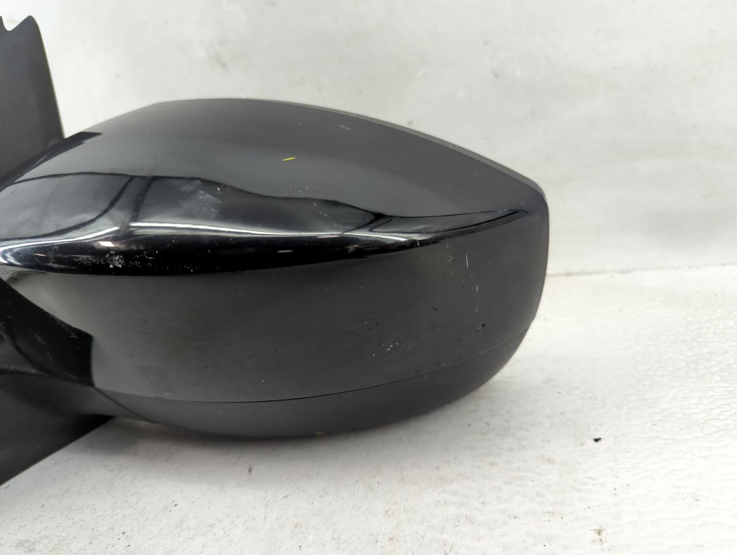2017-2019 Ford Escape Driver Side View Mirror - Left Door Mirror OEM Used - Oemusedautoparts1.com
