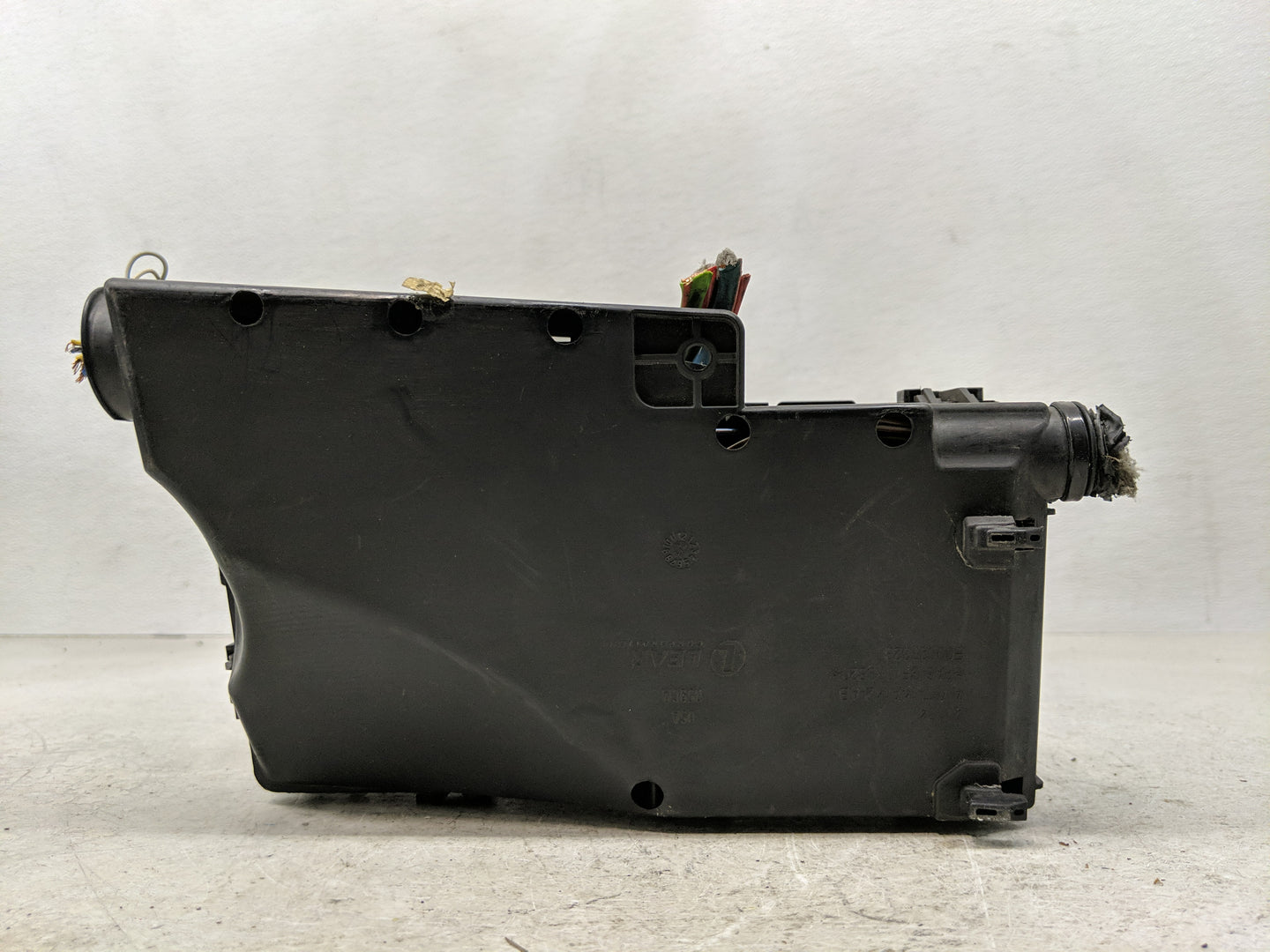 2018 Ford Escape Fusebox Fuse Box Panel Relay Module P/N:21090 000 001 Fits OEM Used Auto Parts - Oemusedautoparts1.com
