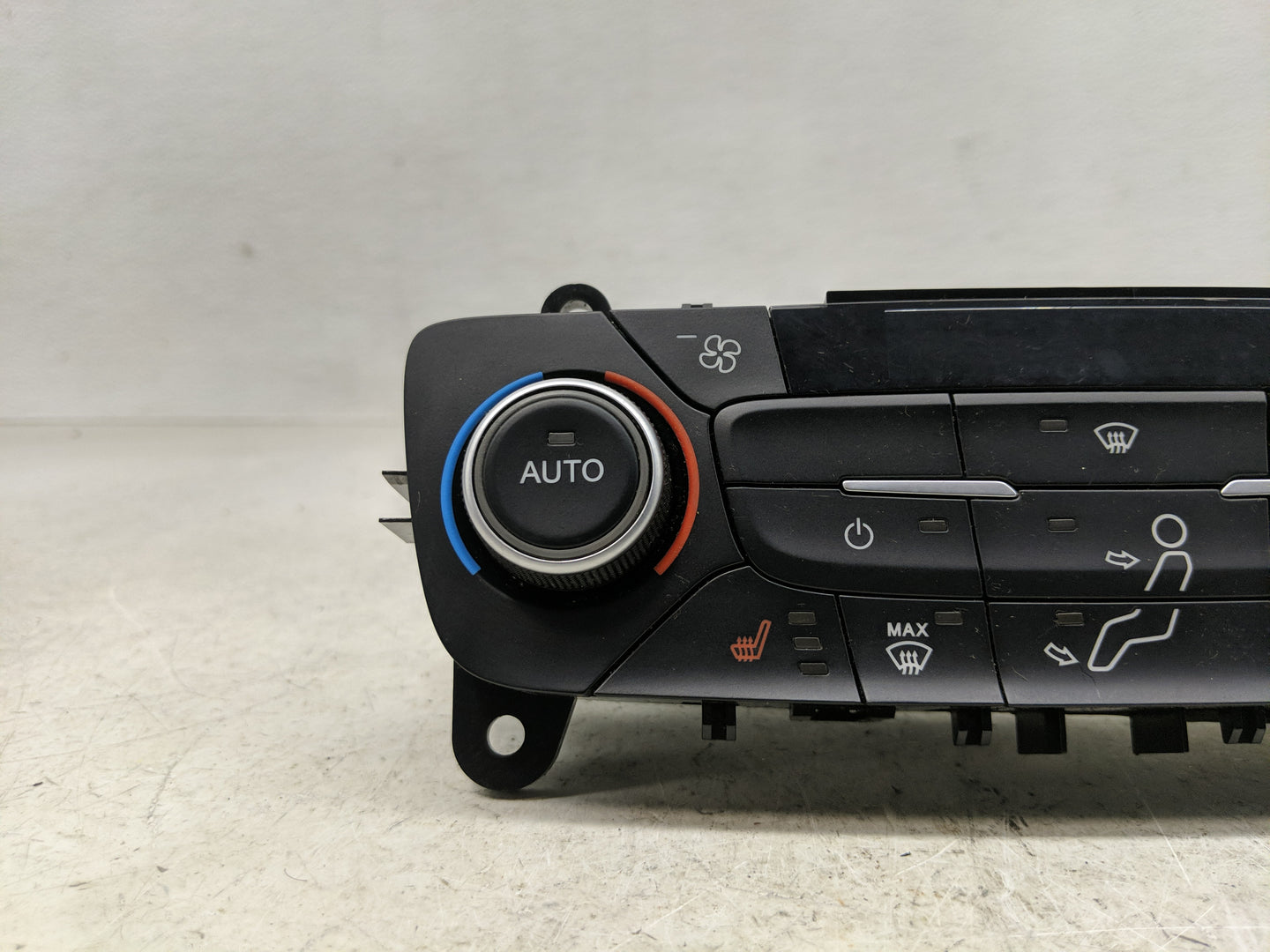 2018-2019 Ford Escape Climate Control Module Temperature AC/Heater Replacement Fits Fits 2018 2019 OEM Used Auto Parts - Oem