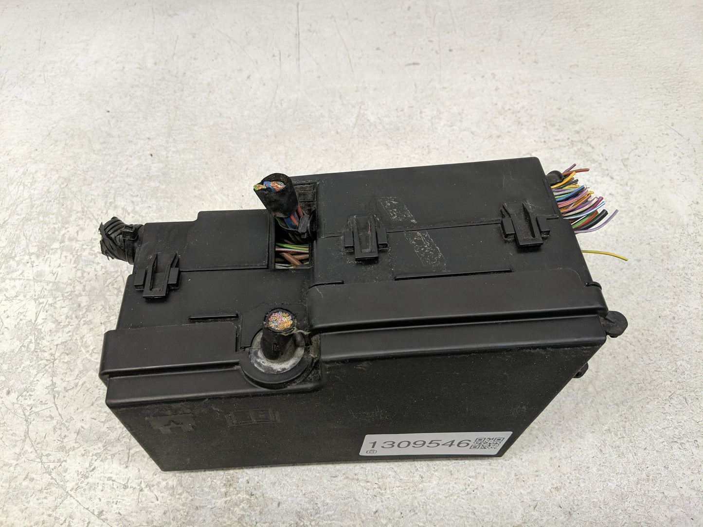 2018 Ford Escape Fusebox Fuse Box Panel Relay Module P/N:AV6T-14A067-AD Fits OEM Used Auto Parts - Oemusedautoparts1.com