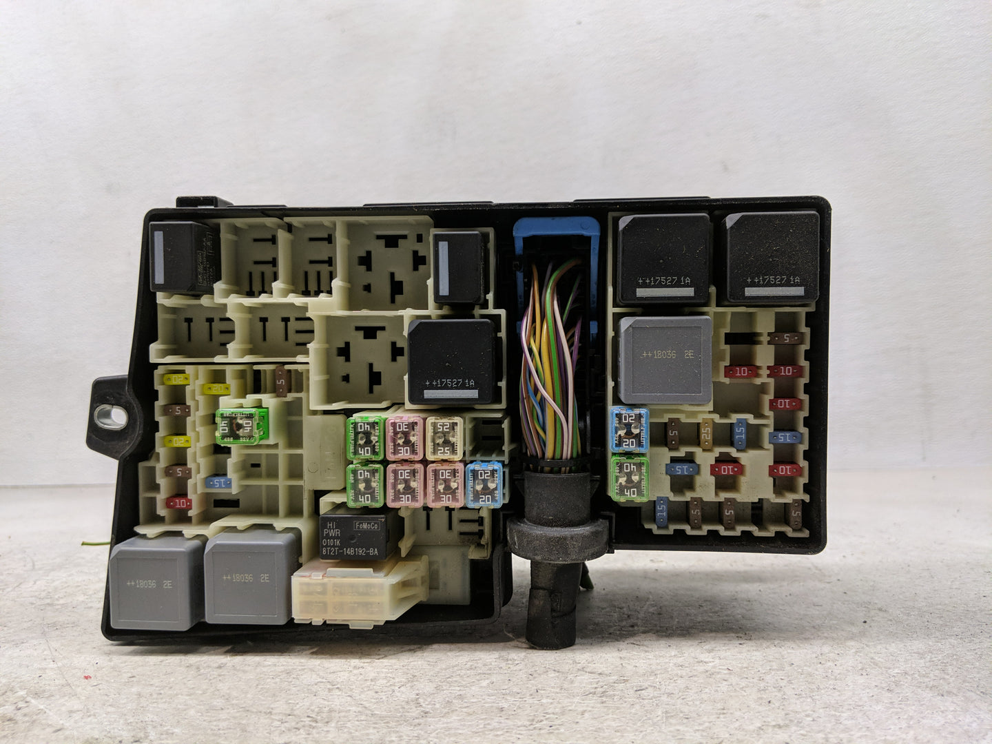 2018 Ford Escape Fusebox Fuse Box Panel Relay Module P/N:AV6T-14A067-AD Fits OEM Used Auto Parts - Oemusedautoparts1.com