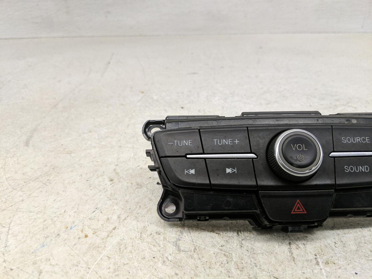 2018-2019 Ford Escape Climate Control Module Temperature AC/Heater Replacement P/N:4F571-HB Fits Fits 2018 2019 OEM Used Aut